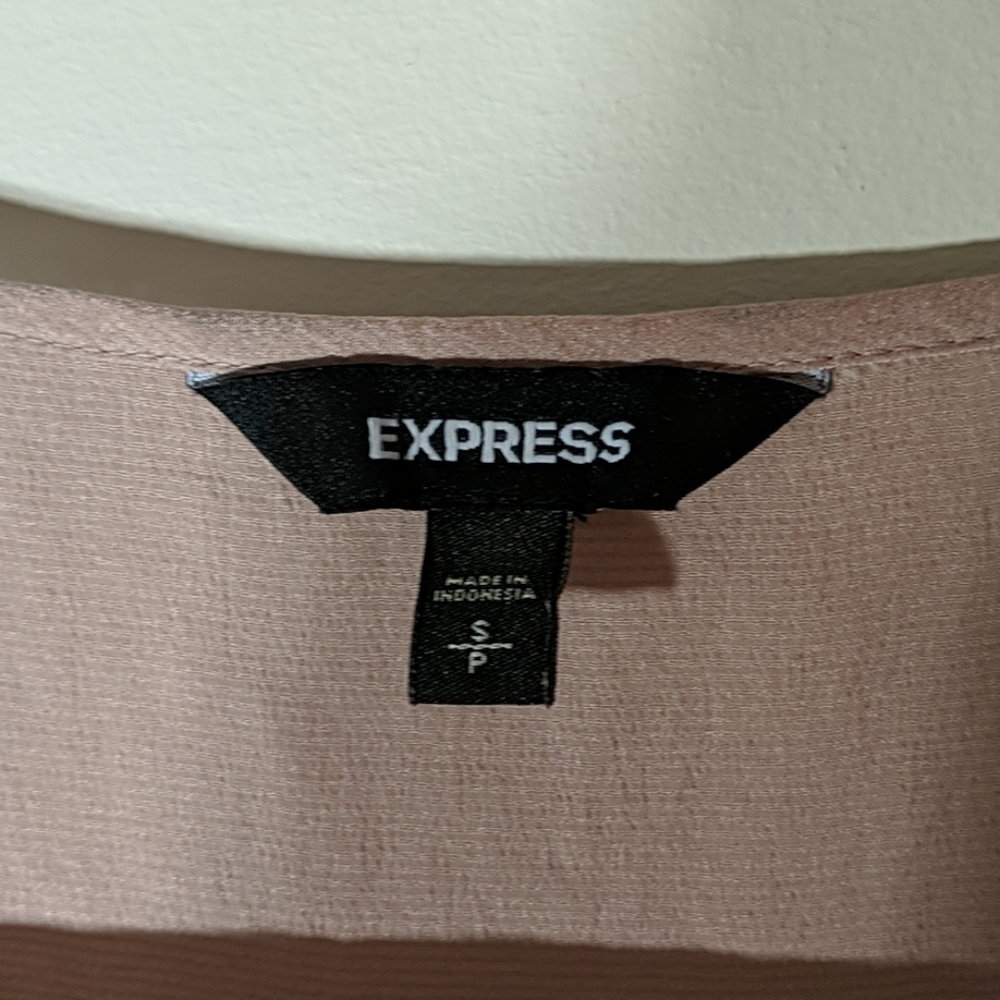 Express Blouse Tee - Picture 3 of 5